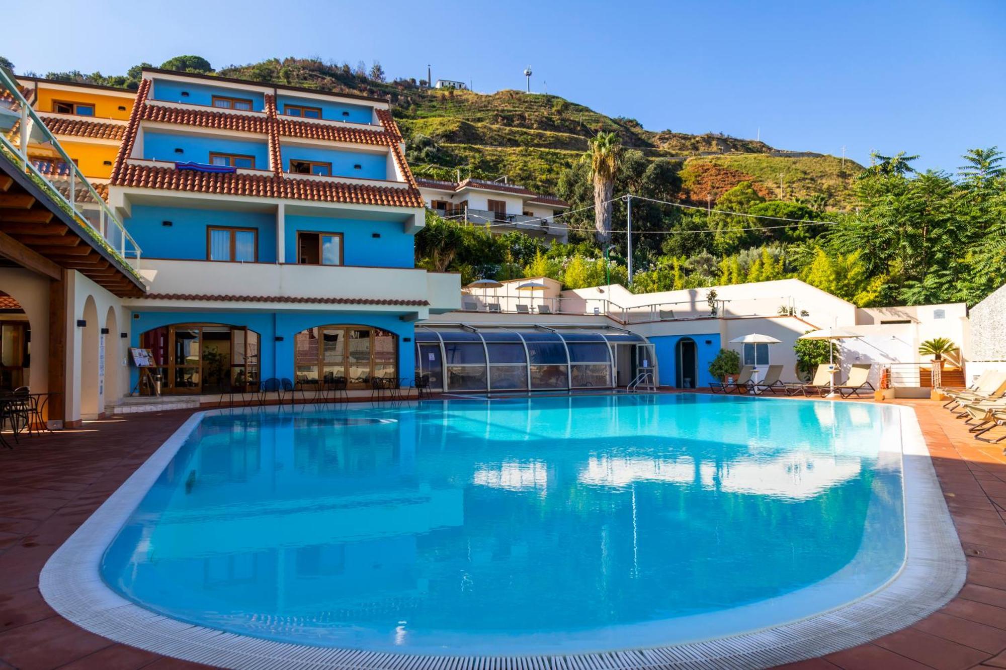 Hotel Tropis Tropea Exterior photo